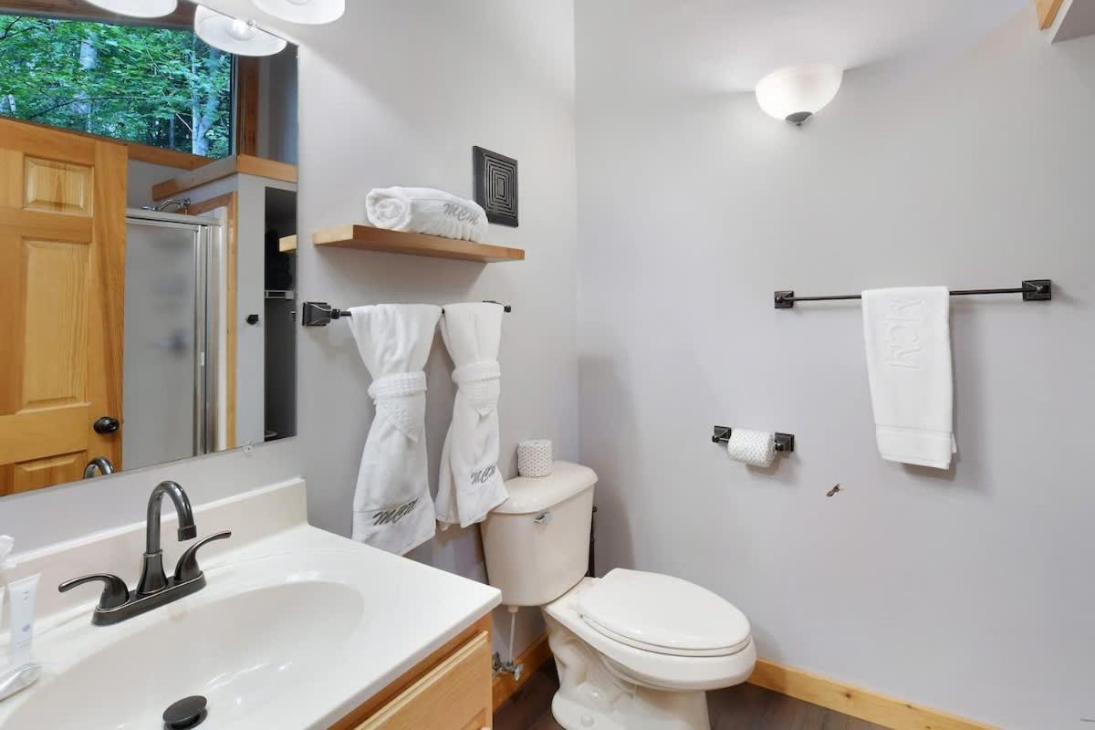Holiday home Couples In - 3 Miles To Downtown Gatlinburg
