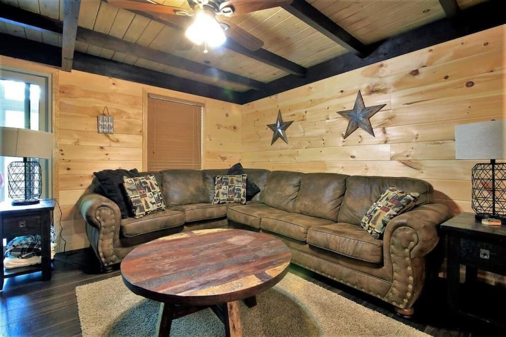 Foothills - Lrg Private - Hottub - Fireplace & Pit - Gburg 7min Chalet Gatlinburg
