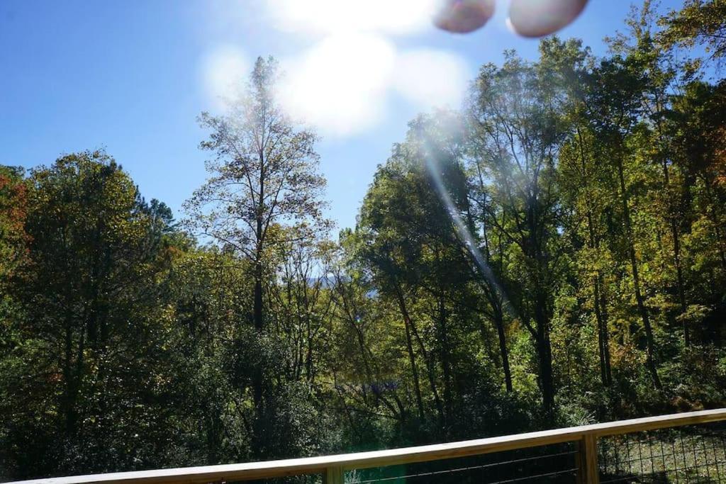Chalet Foothills - Lrg Private - Hottub - Fireplace & Pit - Gburg 7min