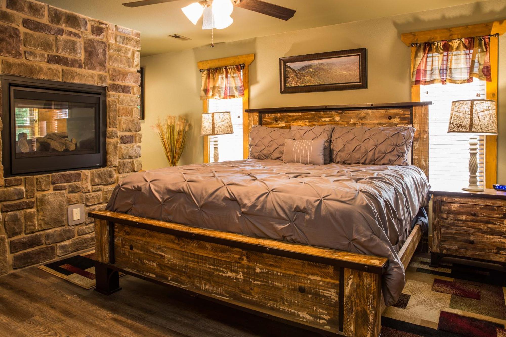 A Hilltop Hideaway By Eden Crest Chalet Gatlinburg