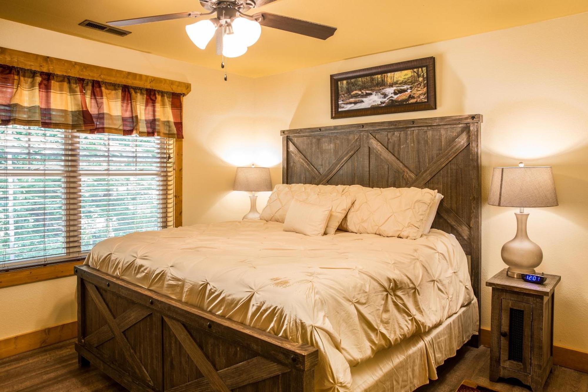 A Hilltop Hideaway By Eden Crest * Gatlinburg