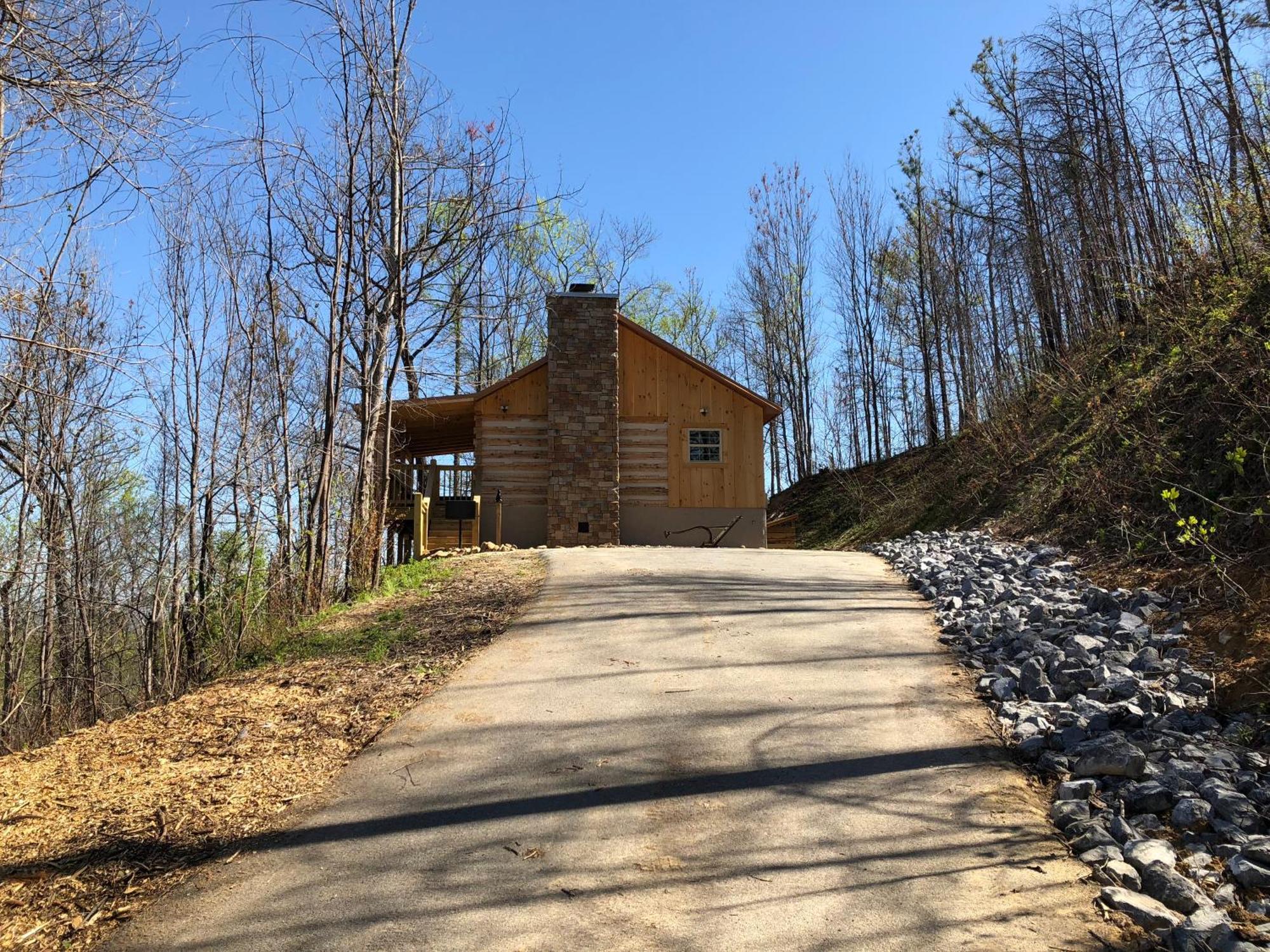 Honeymoon Hideaway Chalet Gatlinburg