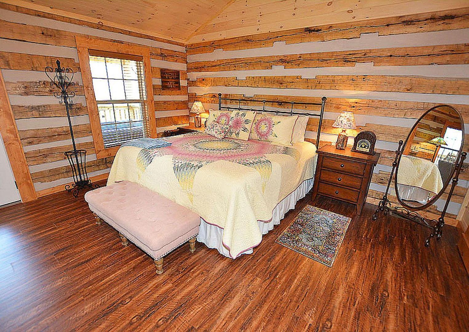 Honeymoon Hideaway Chalet Gatlinburg