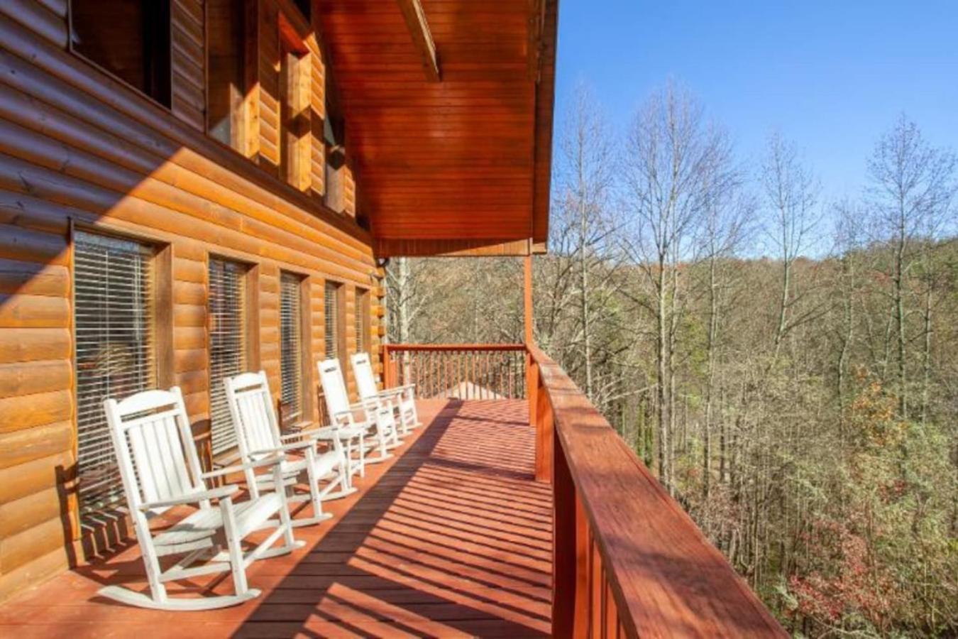 Hillbilly Hilton Hot Tub, Game Room, Mtn View * Gatlinburg