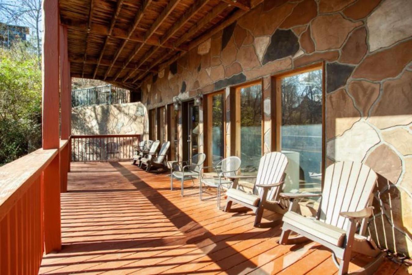 Holiday home Hillbilly Hilton Hot Tub, Game Room, Mtn View *