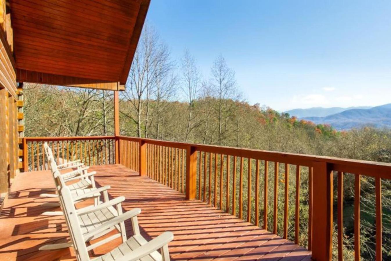 Hillbilly Hilton Hot Tub, Game Room, Mtn View * Gatlinburg