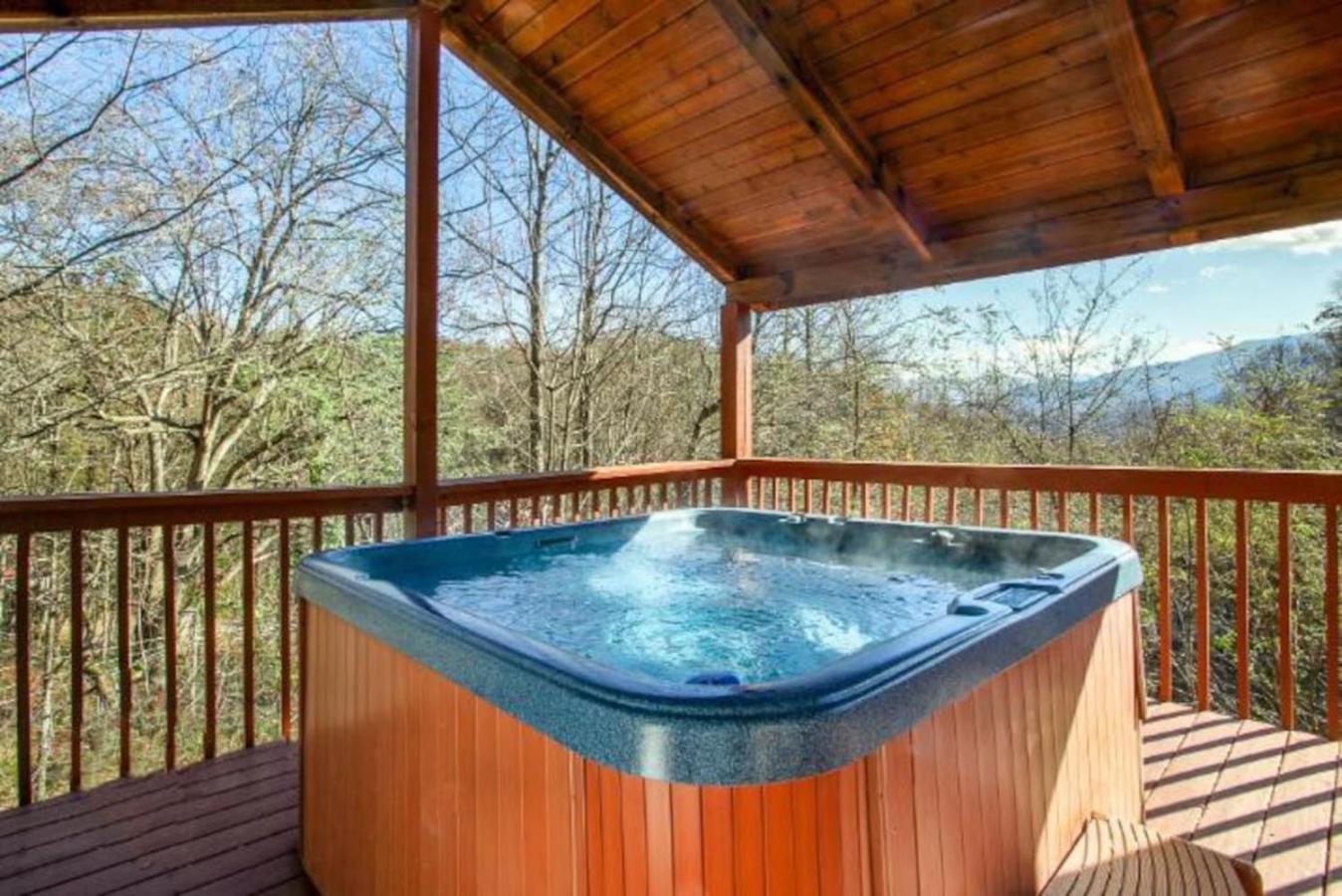 Hillbilly Hilton Hot Tub, Game Room, Mtn View *