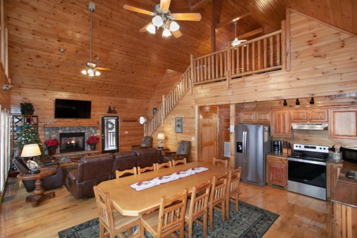 Hillbilly Hilton Hot Tub, Game Room, Mtn View *
