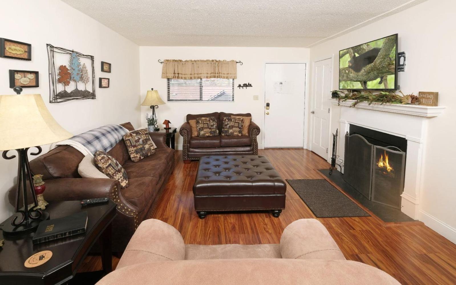 Oak Square 305 Apartment
