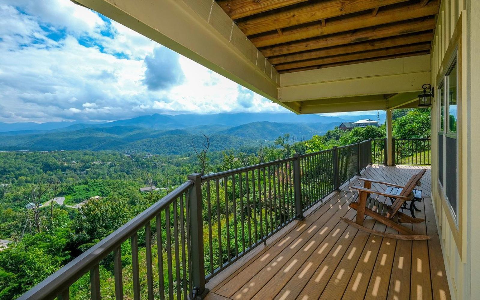 Villa Falcons View *