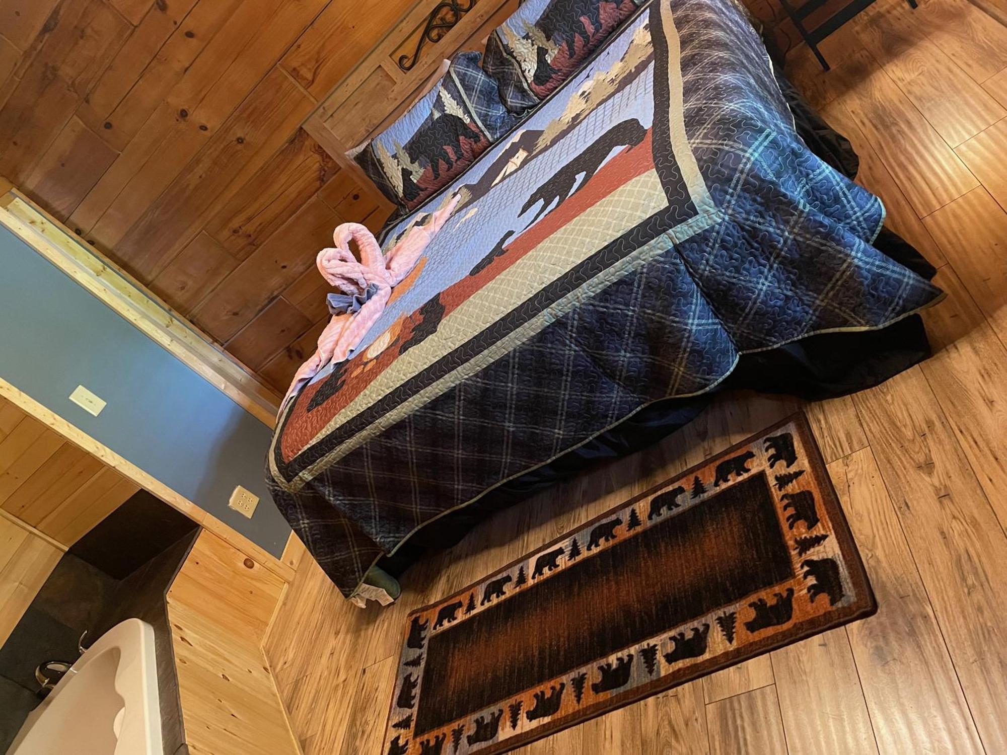 Bears Among Us Chalet