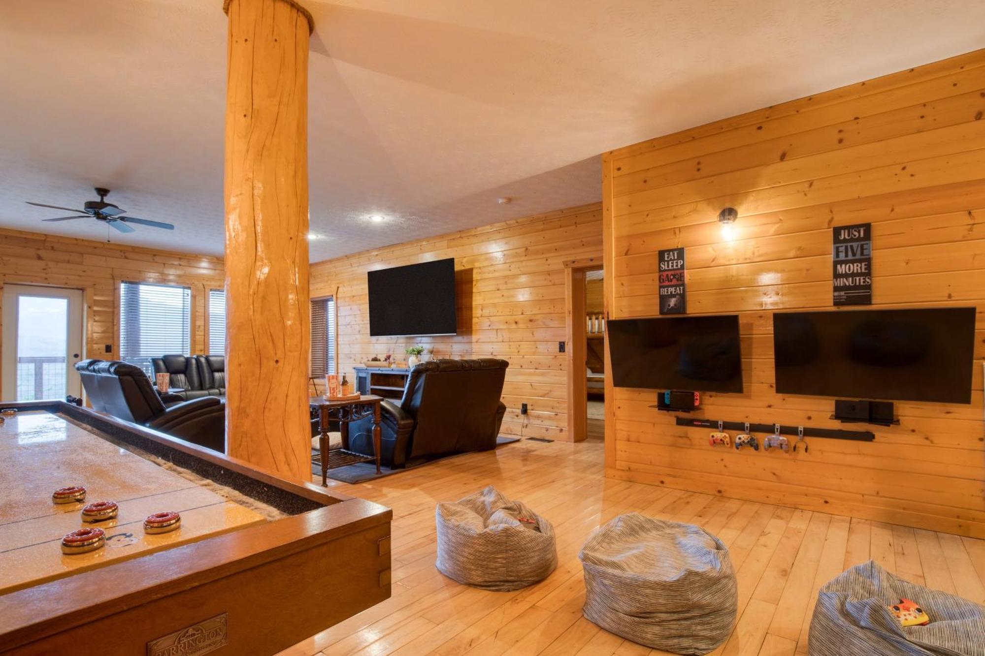 Luxury W Panoramic Views Firepit Game Pinnacle Gatlinburg