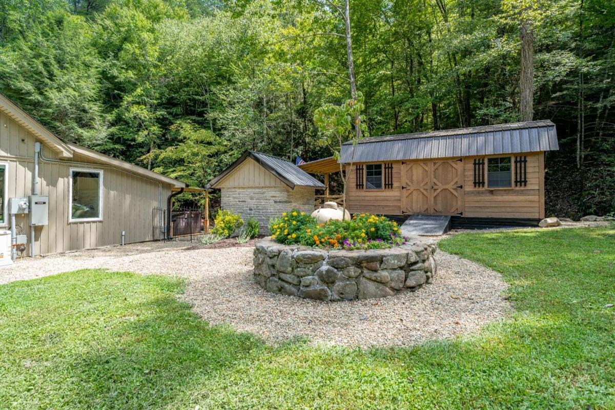 Creek Haven * Gatlinburg