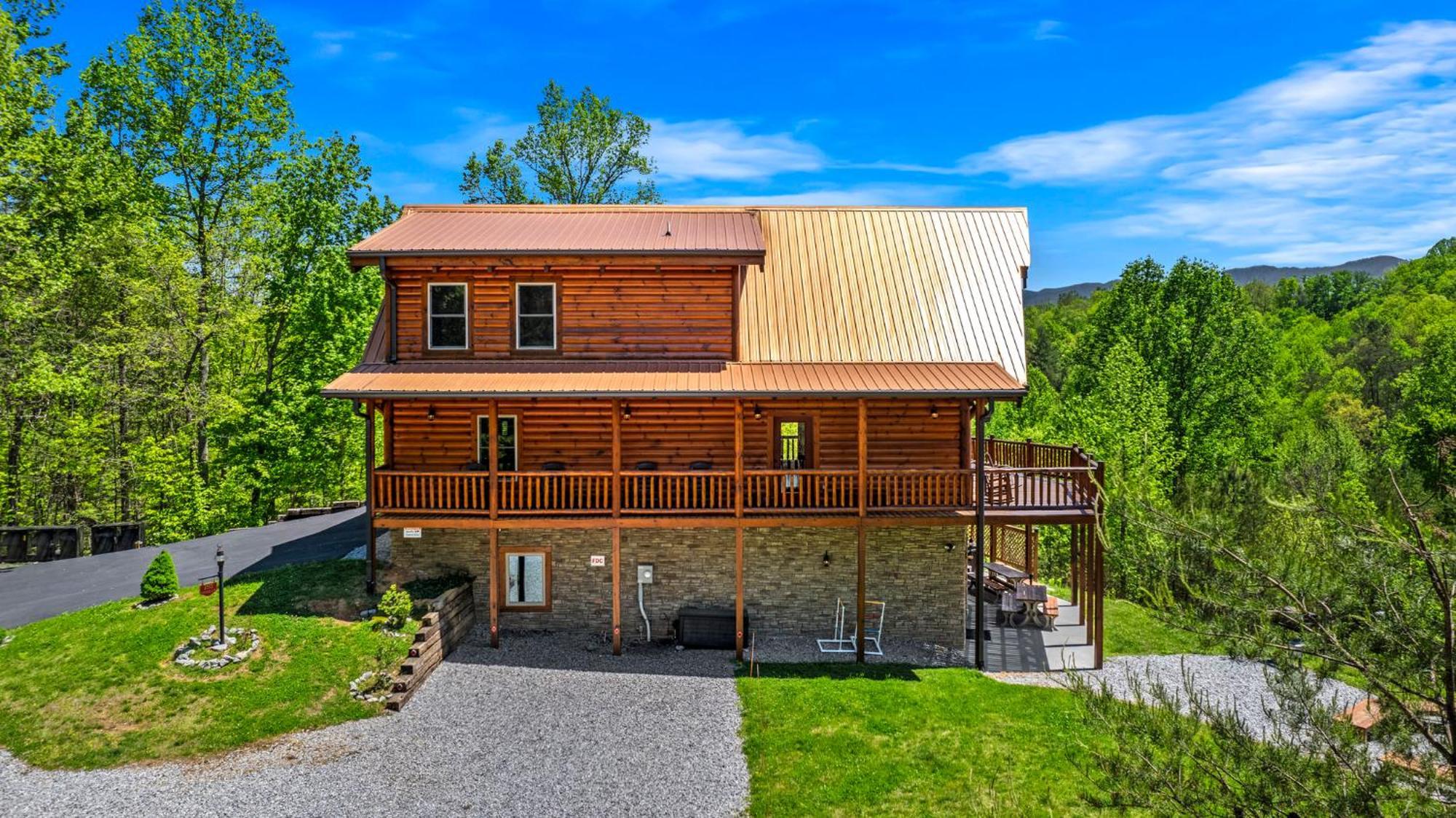 Holiday home Ridge View Nature And Mountain View - Hot Tub - Firepit - Yard - Games *