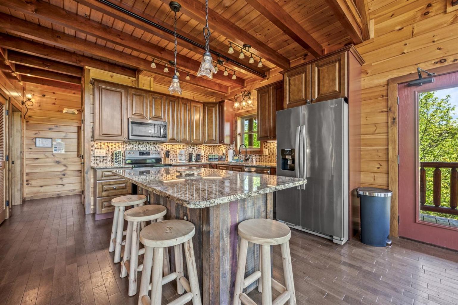 Ridge View Nature And Mountain View - Hot Tub - Firepit - Yard - Games Holiday home Gatlinburg