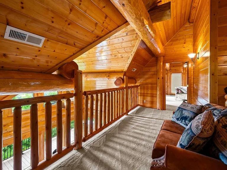 Bella Vista * Gatlinburg