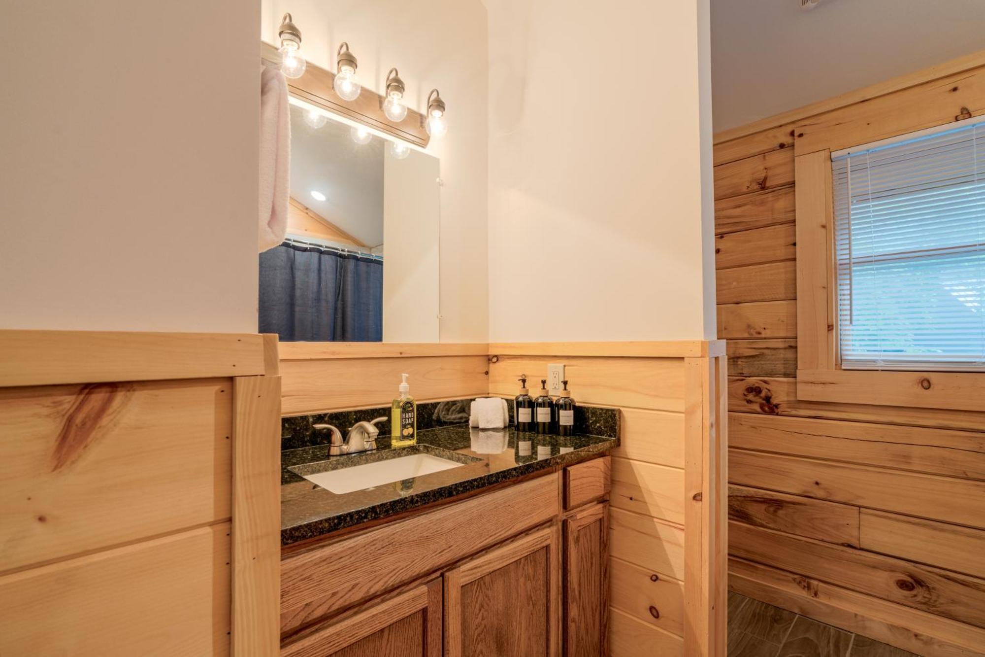 211 Misty Mountain Getaway * Gatlinburg