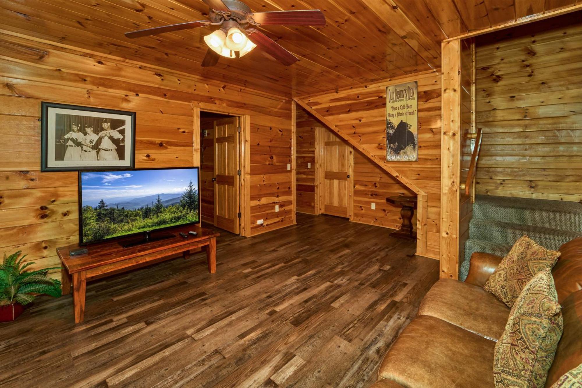 Summit Sanctuary * Gatlinburg
