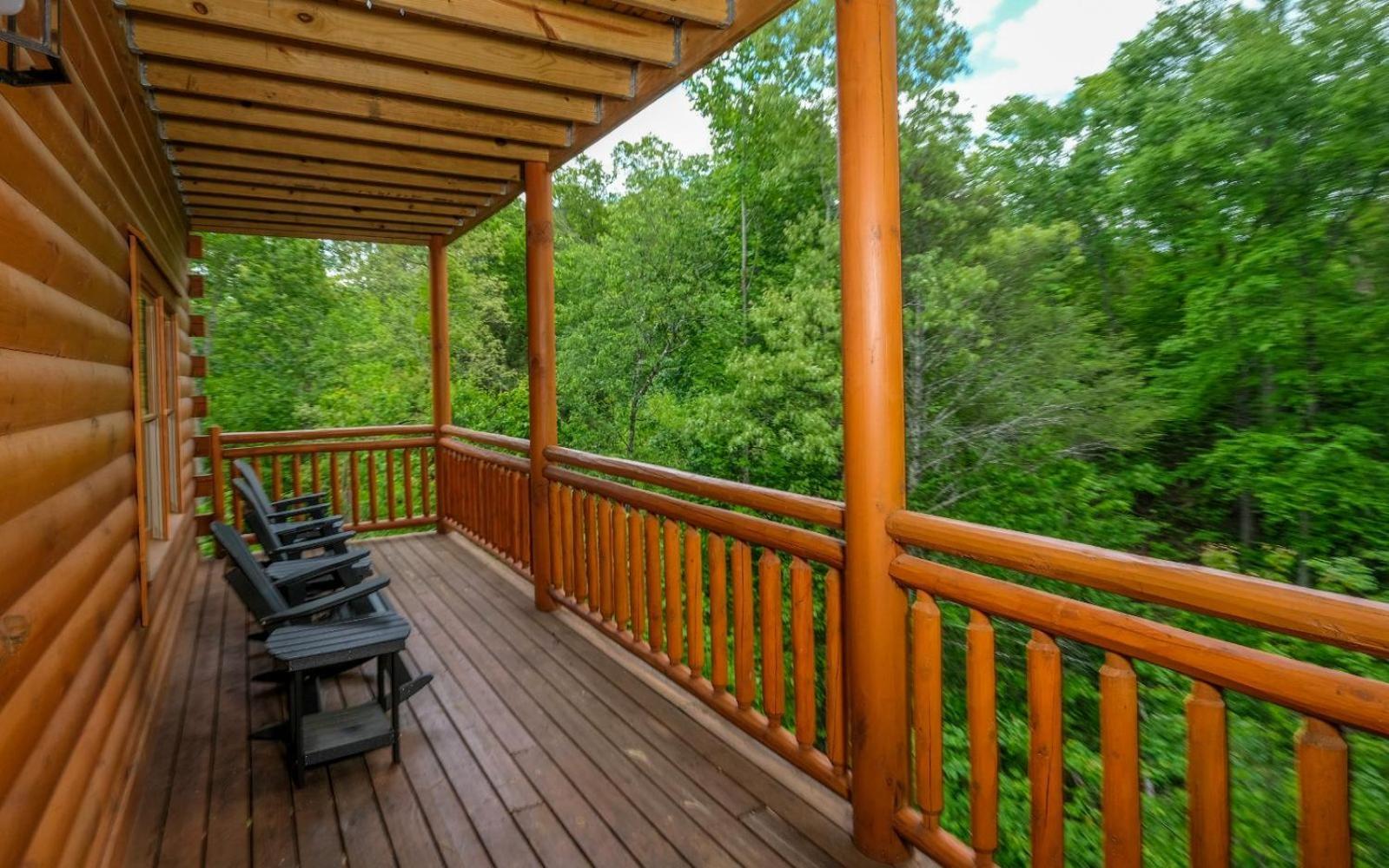 Emerald And Evergreen At Sherwood Gatlinburg