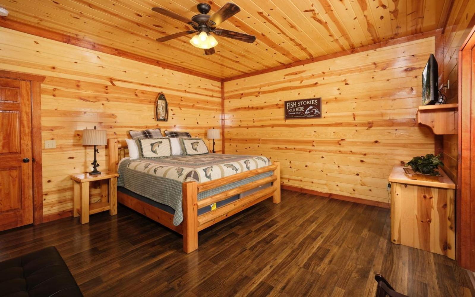Emerald And Evergreen At Sherwood Villa Gatlinburg