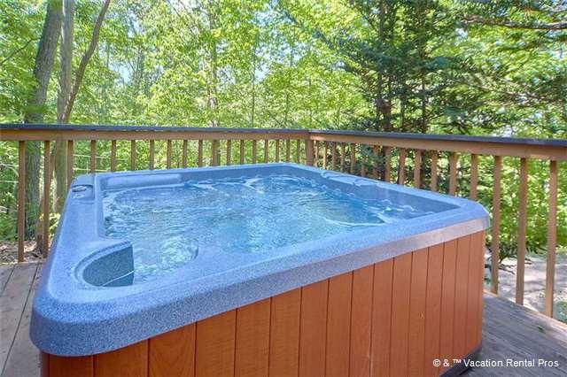 Mountain Hideaway- One-bedroom *