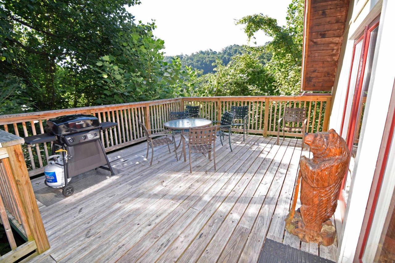 Holiday home 1125 Bear Ridge 4 Bedroom Cabin
