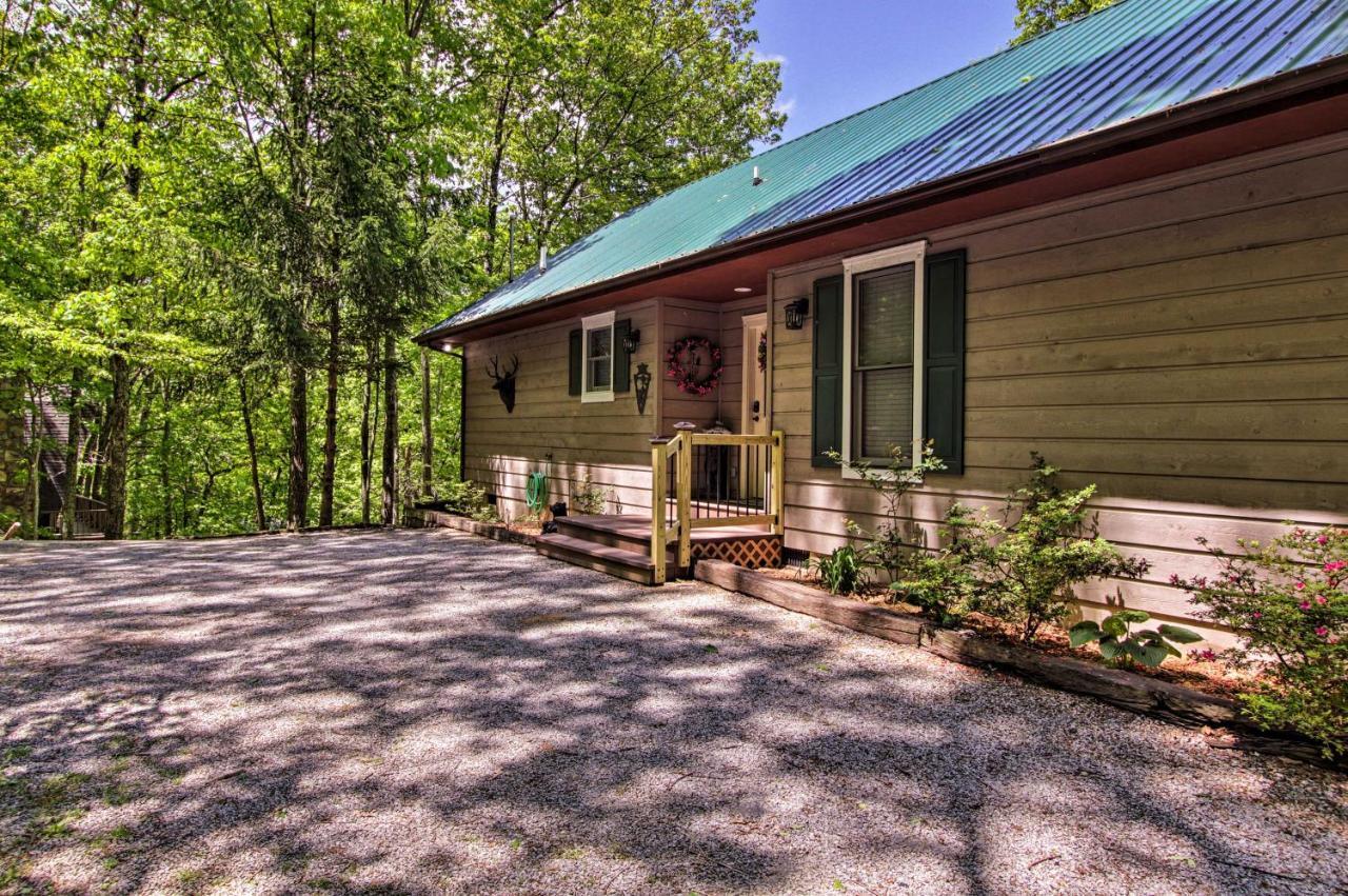 Eclectic With Hot Tub 1 Mi To Ober Holiday home