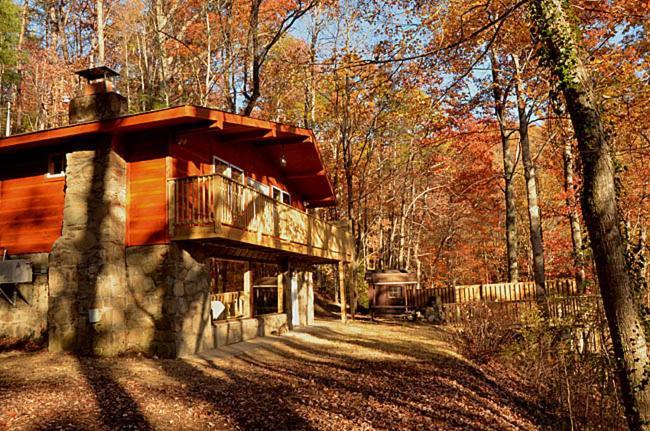 #820 Honeymoon Hideaway Holiday home Gatlinburg