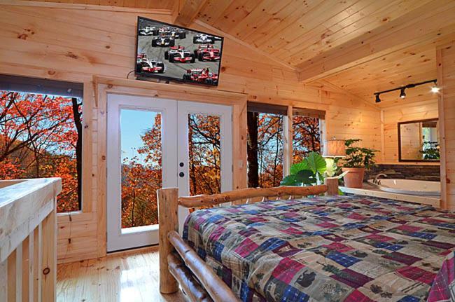 #820 Honeymoon Hideaway Holiday home Gatlinburg