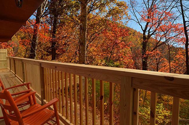 #820 Honeymoon Hideaway * Gatlinburg